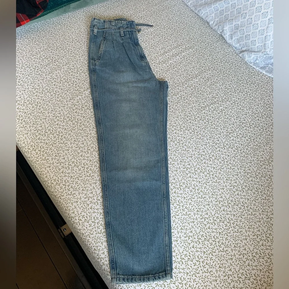 NOCTURNE
Women's High-Waisted Mom
Jeans 👖‼️‼️ - Picture 5 of 13